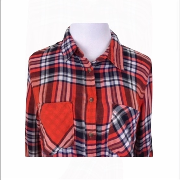 𝅺MERONA Plaid Button Front Shirt - Picture 2 of 7